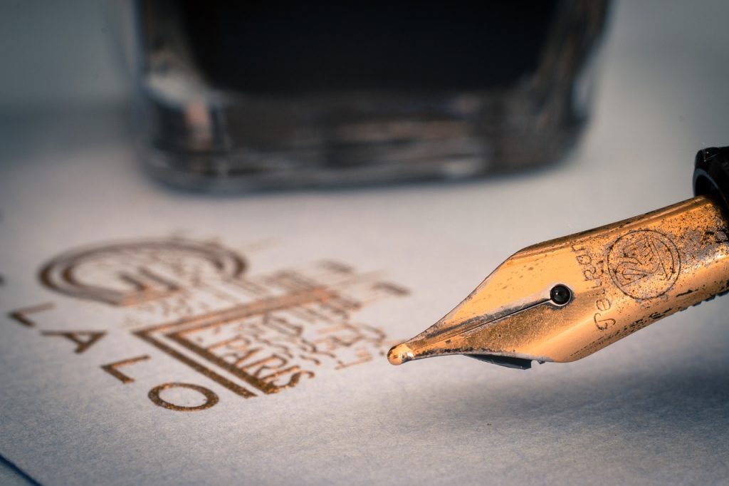 fountain pen, filler, ink-1393979.jpg
